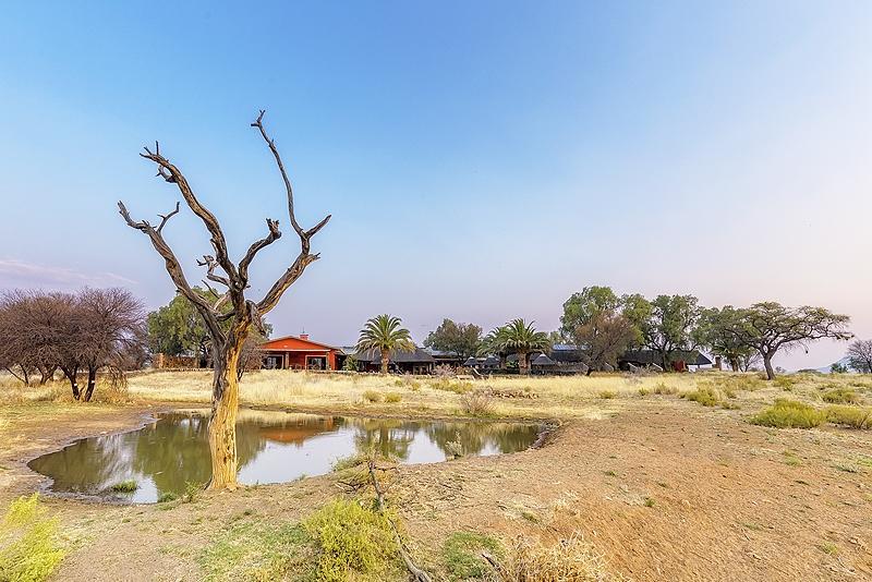 Auas Safari Lodge Windhoek Exterior photo